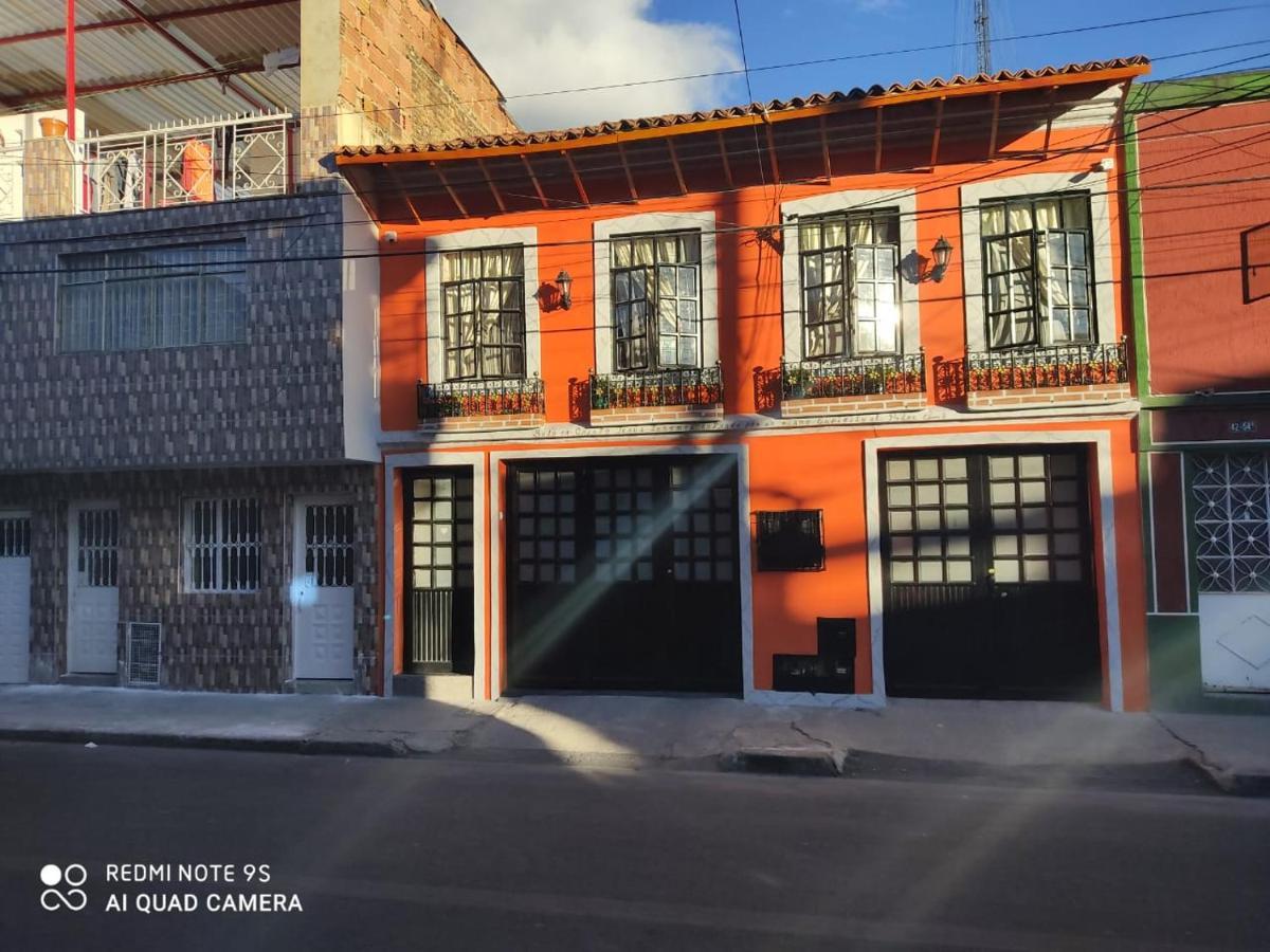 Hogar Colonial Aparthotel Bogotá Exterior foto
